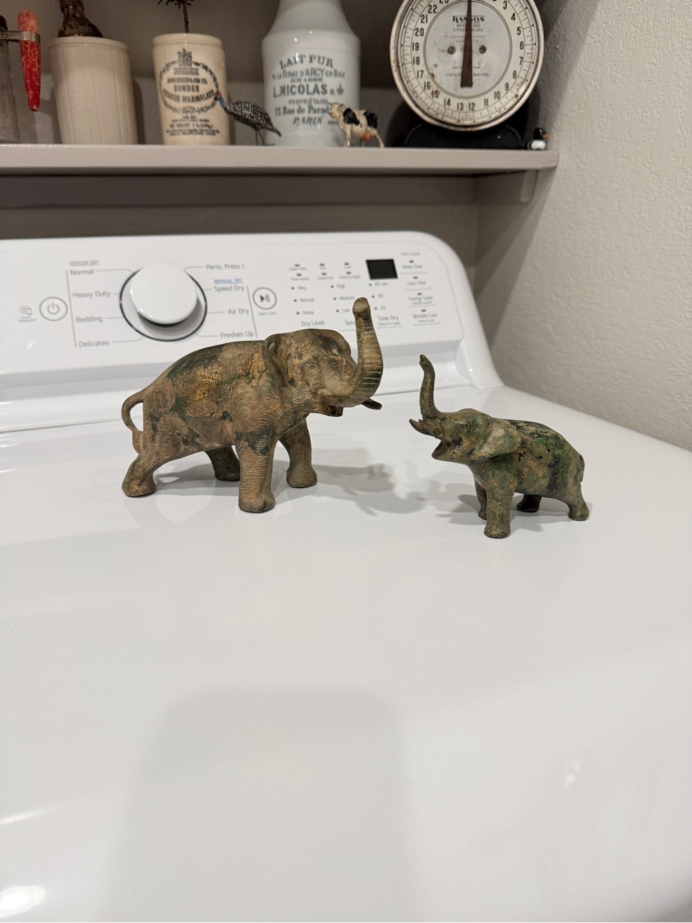 Vintage Heavy Brass Elephant Sculptures made in Japan by Otagiri - Picture 4 of 17